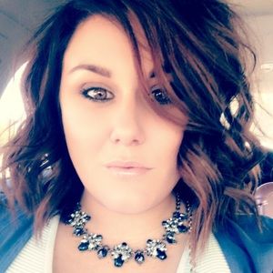 Meet your Posher, Ally